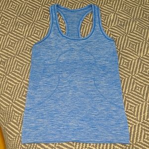 Lululemon Swiftly Tech Racerback blue size 6
